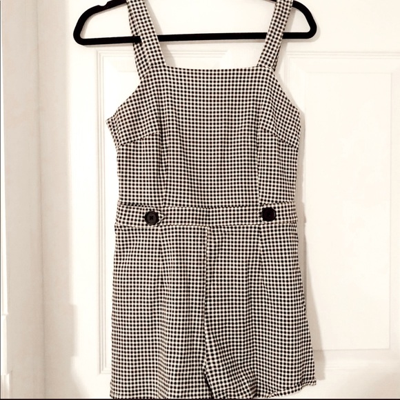 Blush Boutique Gingham Romper - Picture 7 of 8